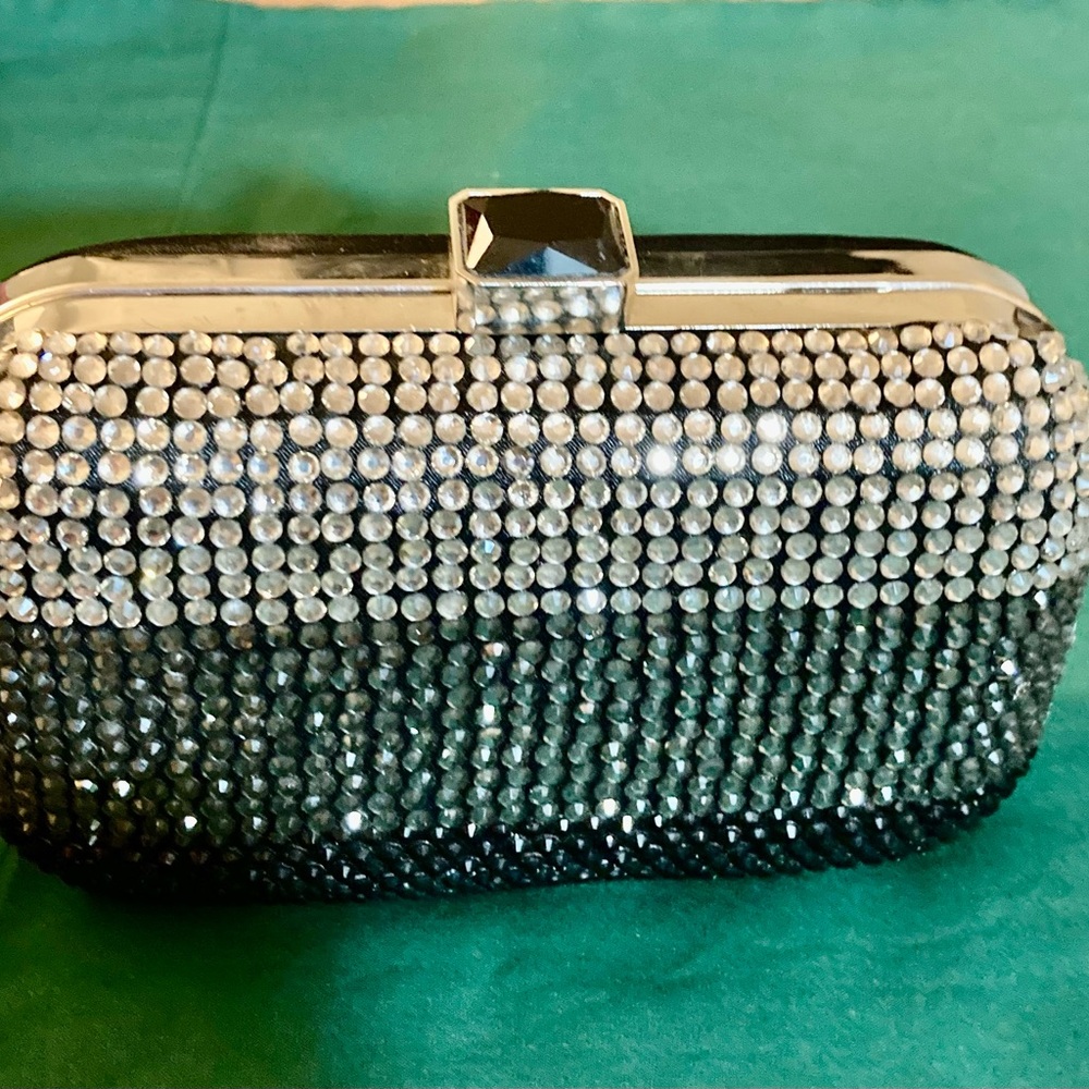 Bedazzled Bling Cocktail Bag Clutch w Optional Silver Chain Black Tie